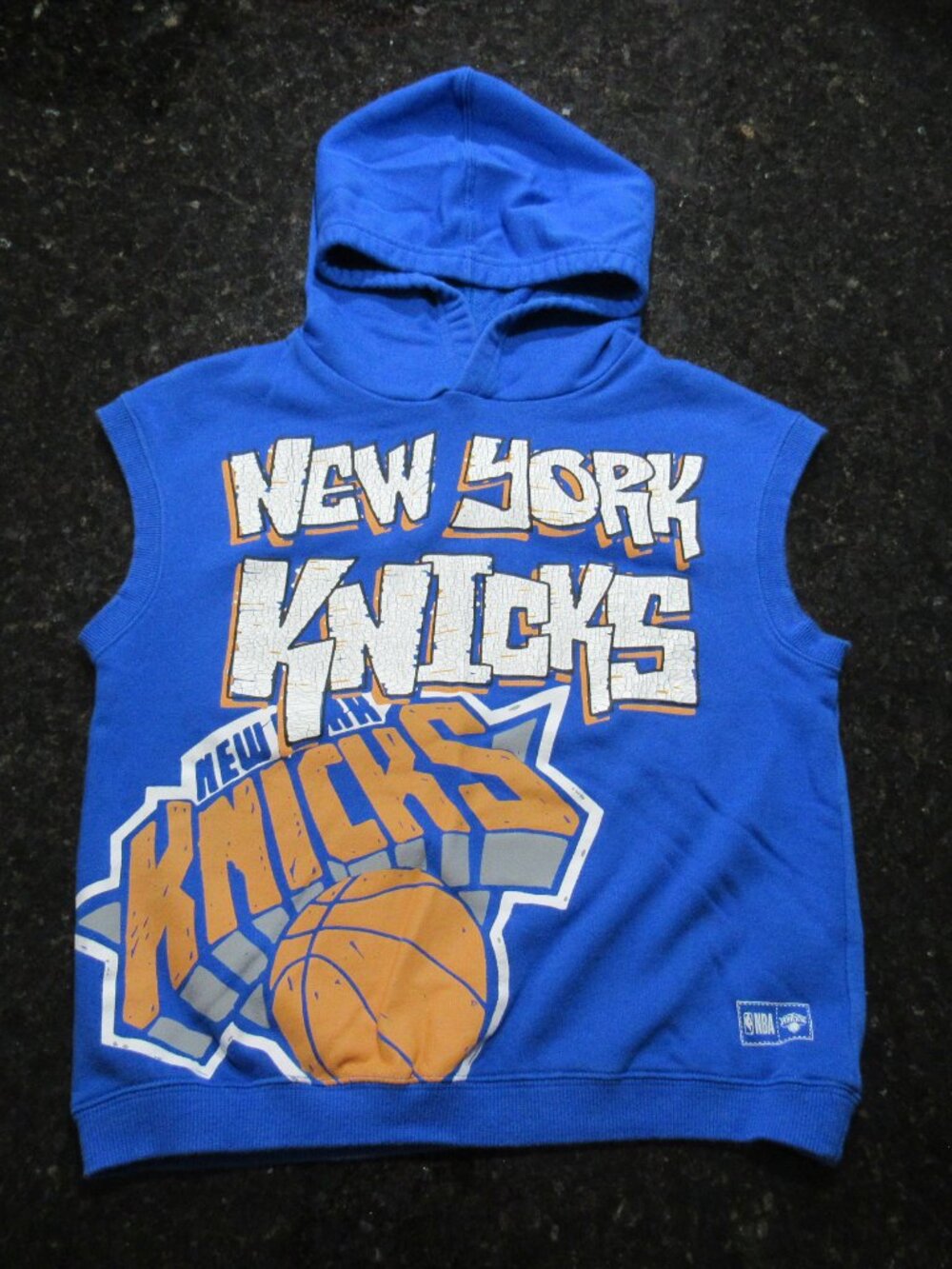 NBA-branded New York Knicks Cotton-On Kid Size 8 Sleeveless Hoodie Pullover Vest - Picture 2 of 16